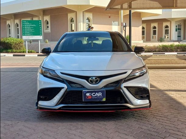 Toyota Camry - Image 3