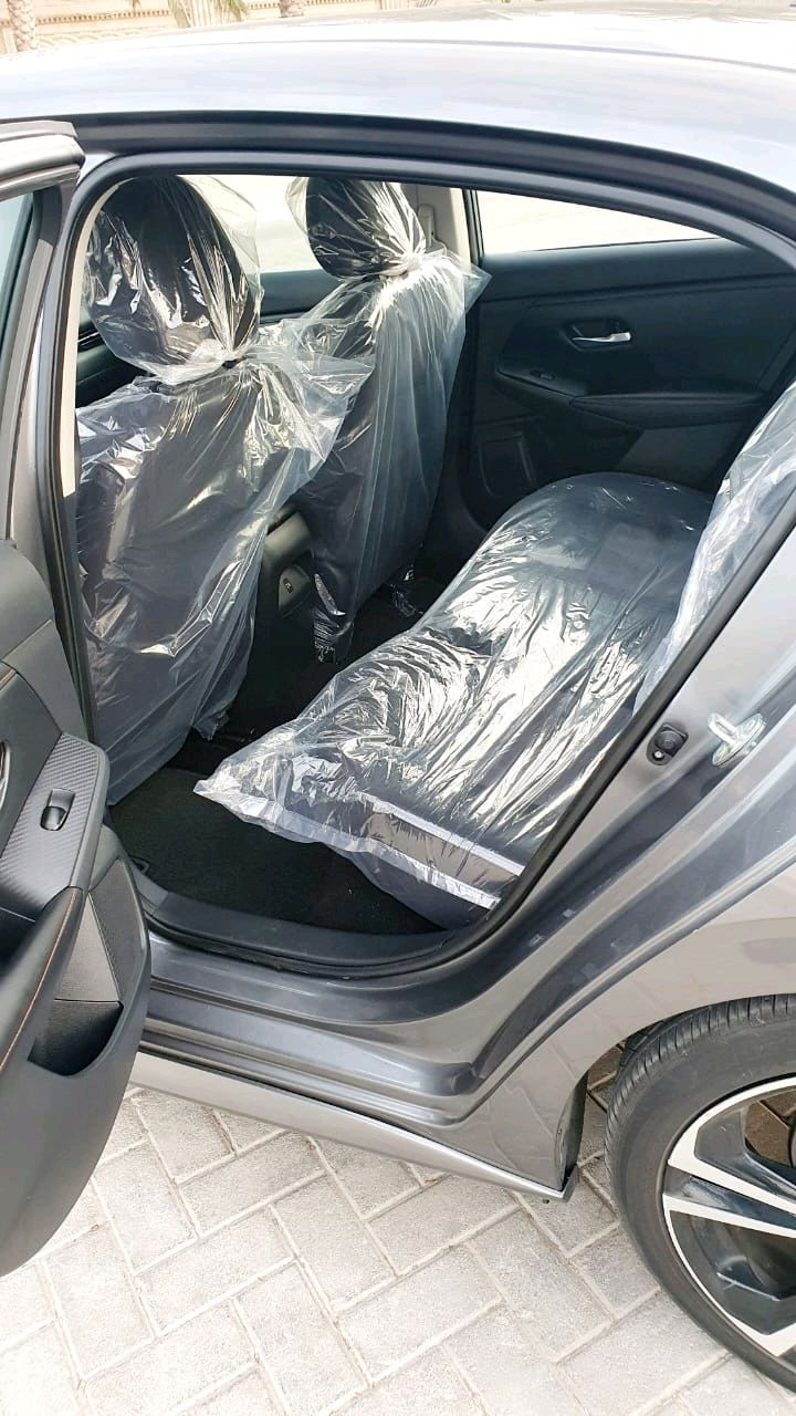 Nissan Sentra - Image 4