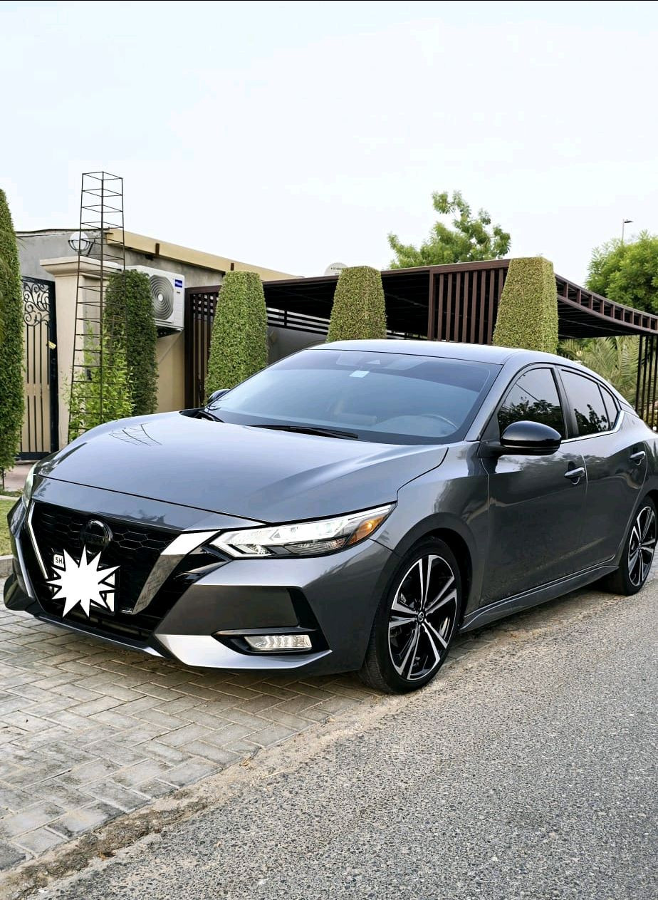 Nissan Sentra - Image 10