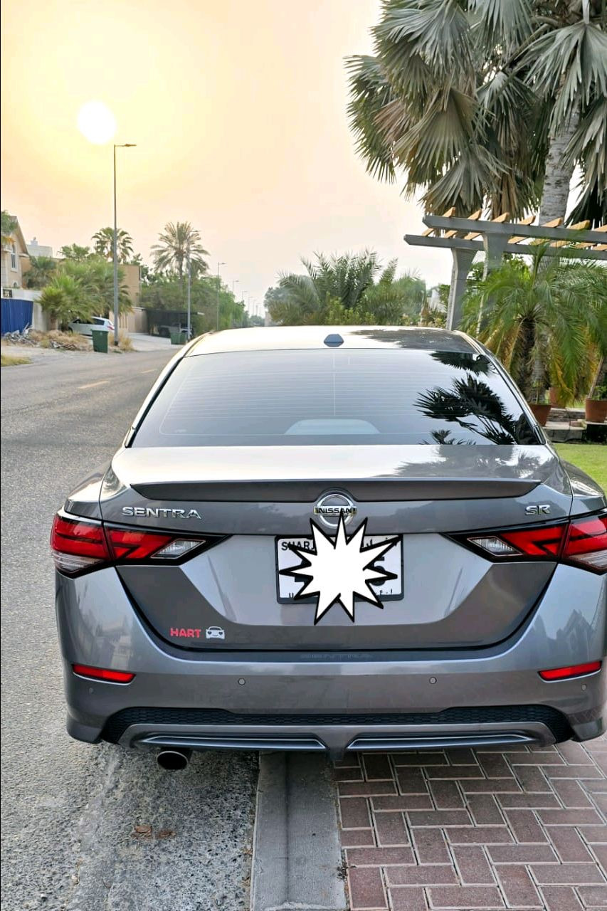 Nissan Sentra - Image 14