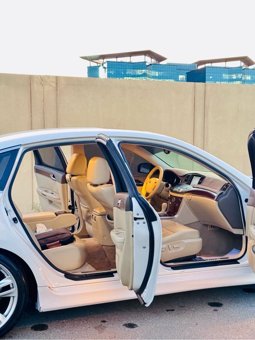 Infiniti M-Series - Image 8