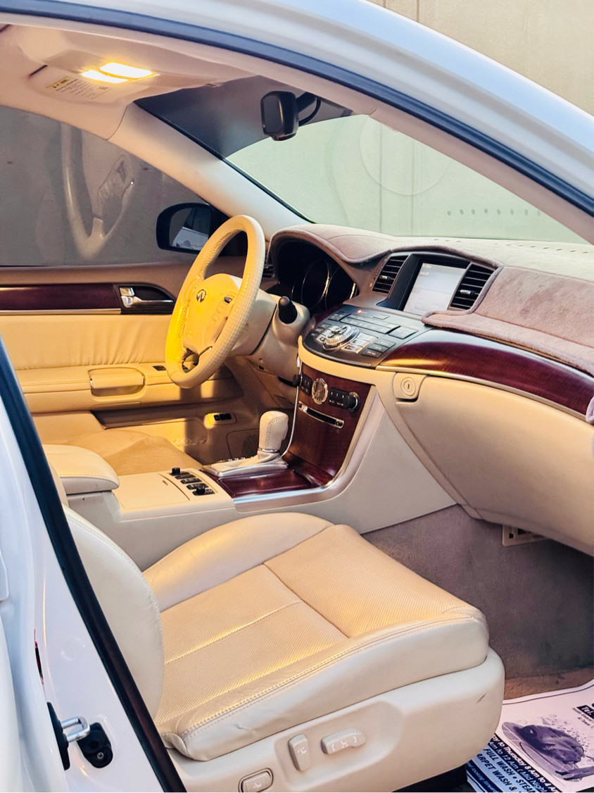 Infiniti M-Series - Image 9