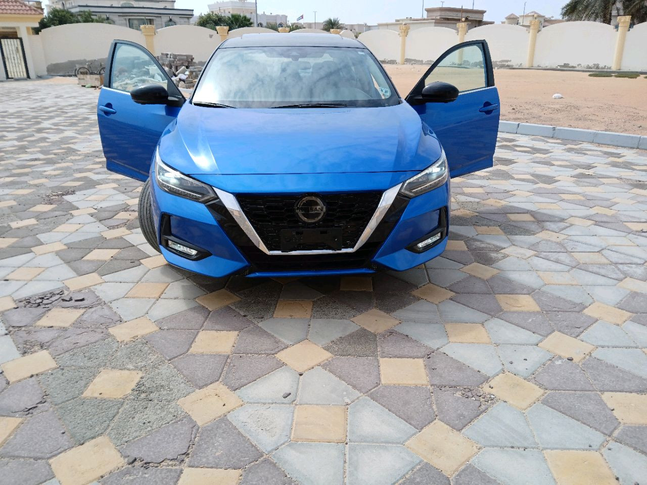 Nissan Sentra - Image 3
