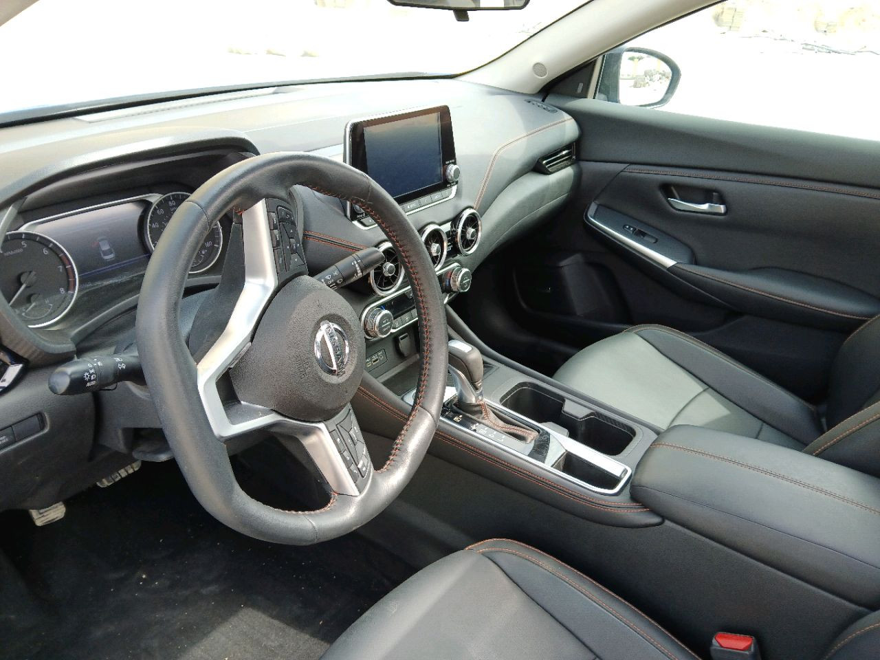 Nissan Sentra - Image 9