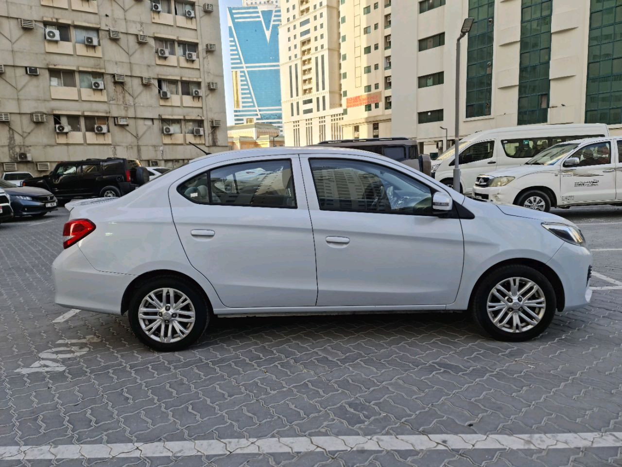 Mitsubishi Attrage - Image 4