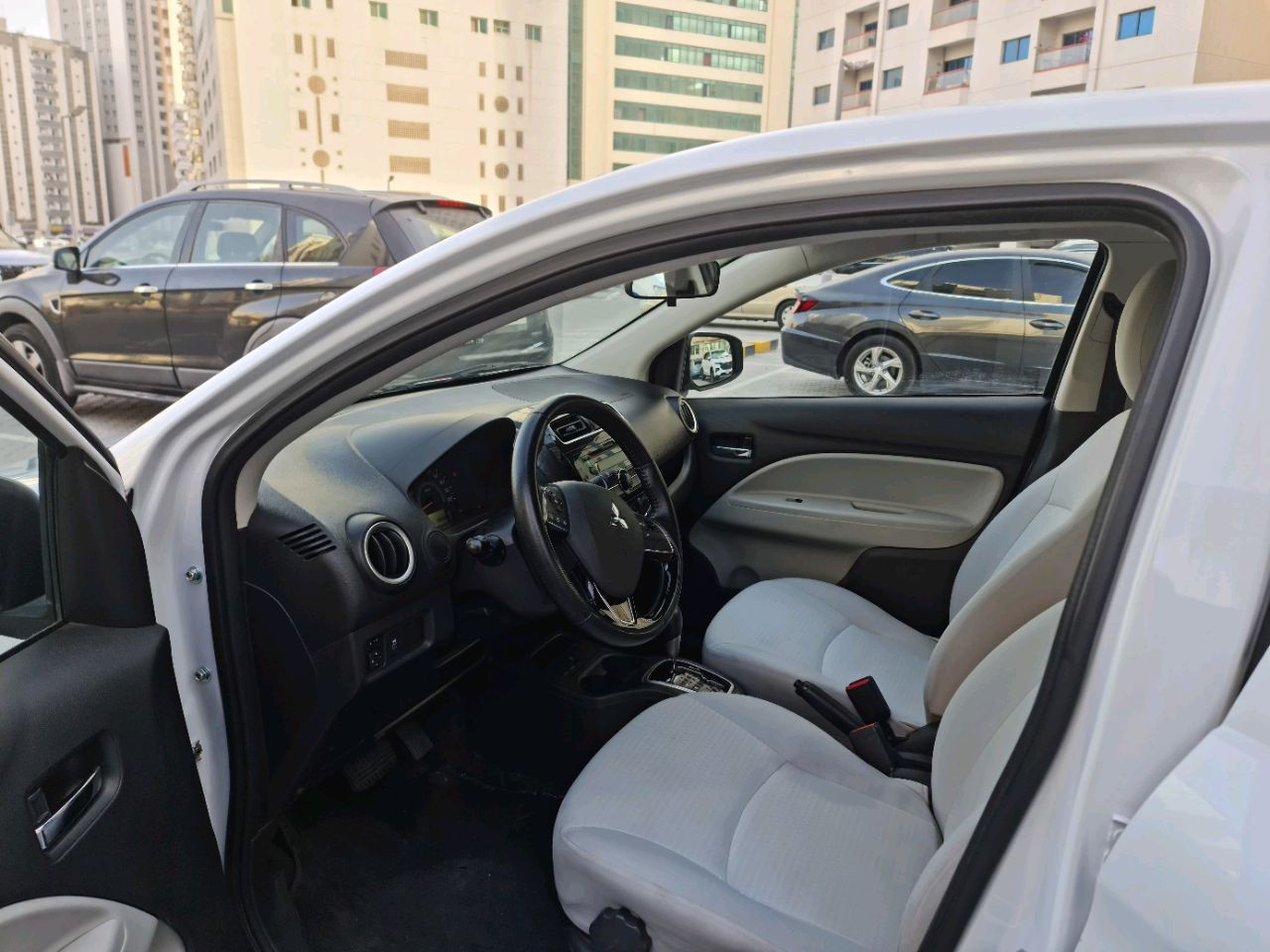 Mitsubishi Attrage - Image 8