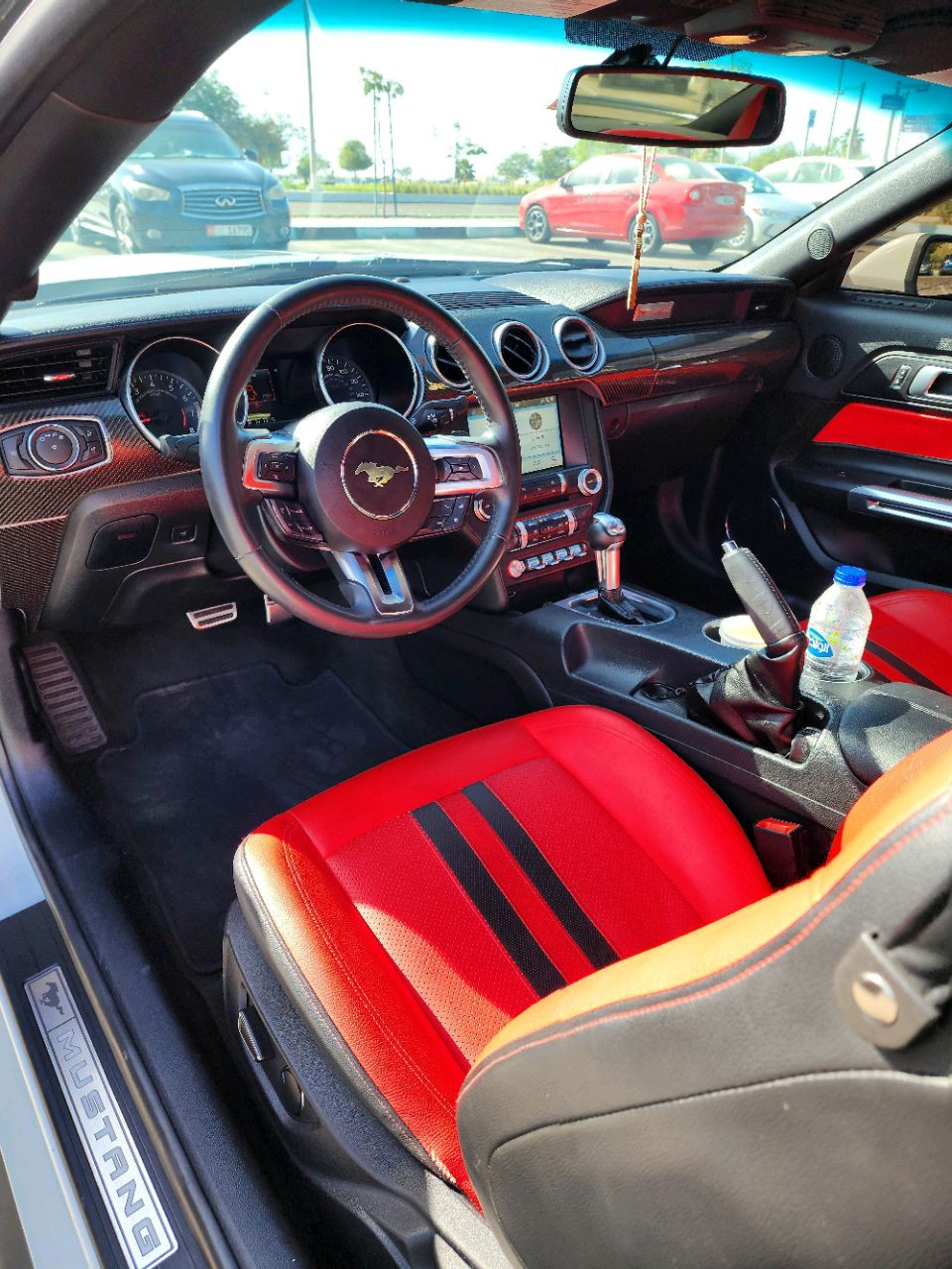Ford Mustang - Image 10