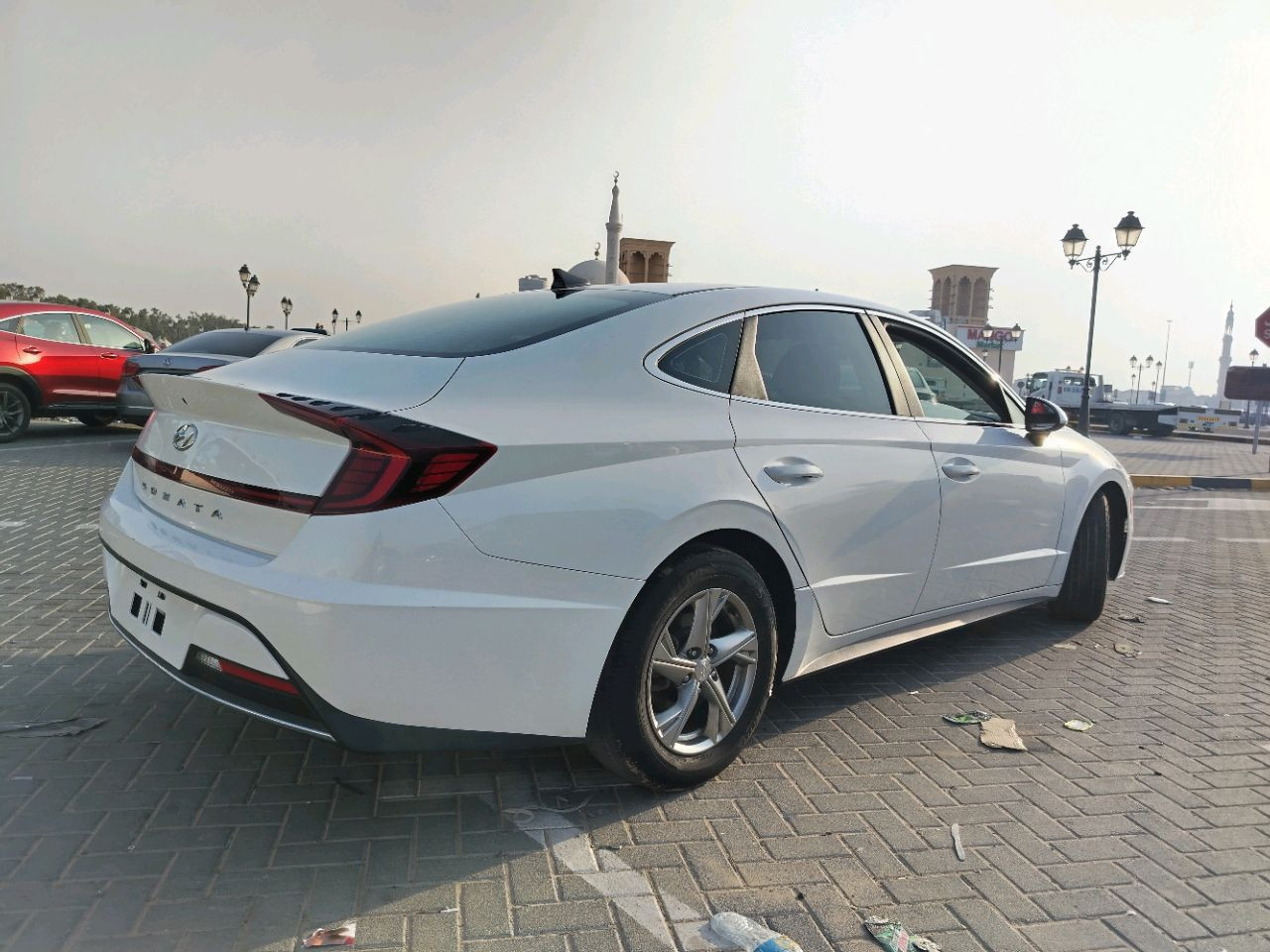 Hyundai Sonata - Image 10