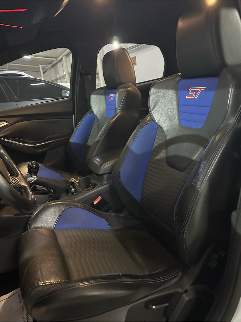 Ford Focus - Image 7