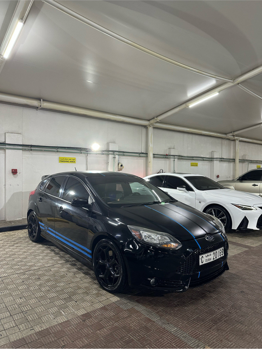 Ford Focus - Image 5