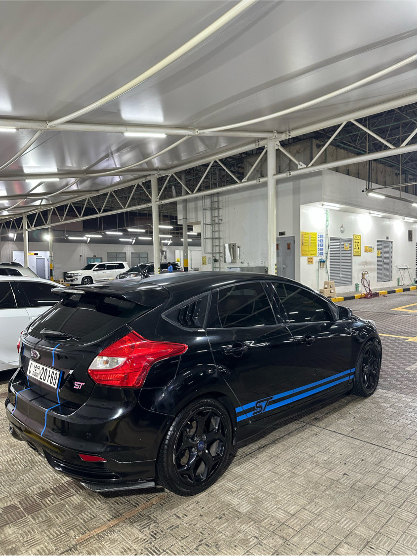 Ford Focus - Image 3