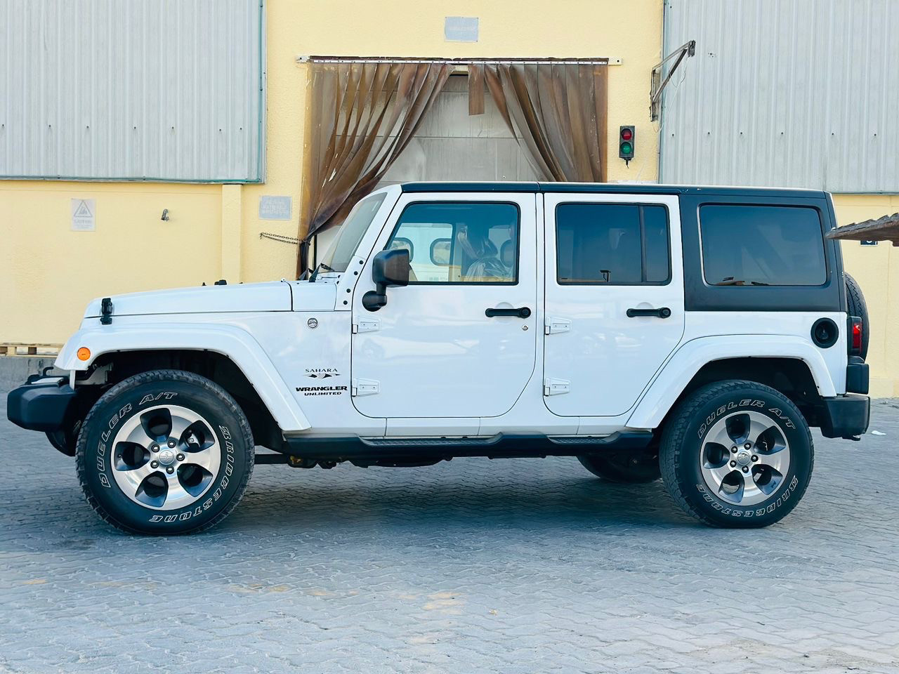 Jeep Wrangler - Image 4
