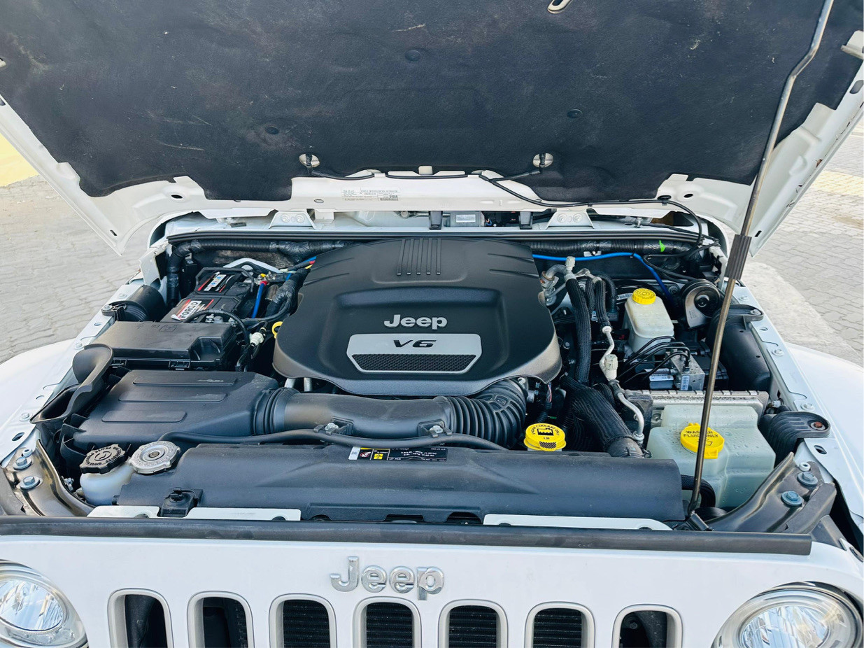 Jeep Wrangler - Image 10