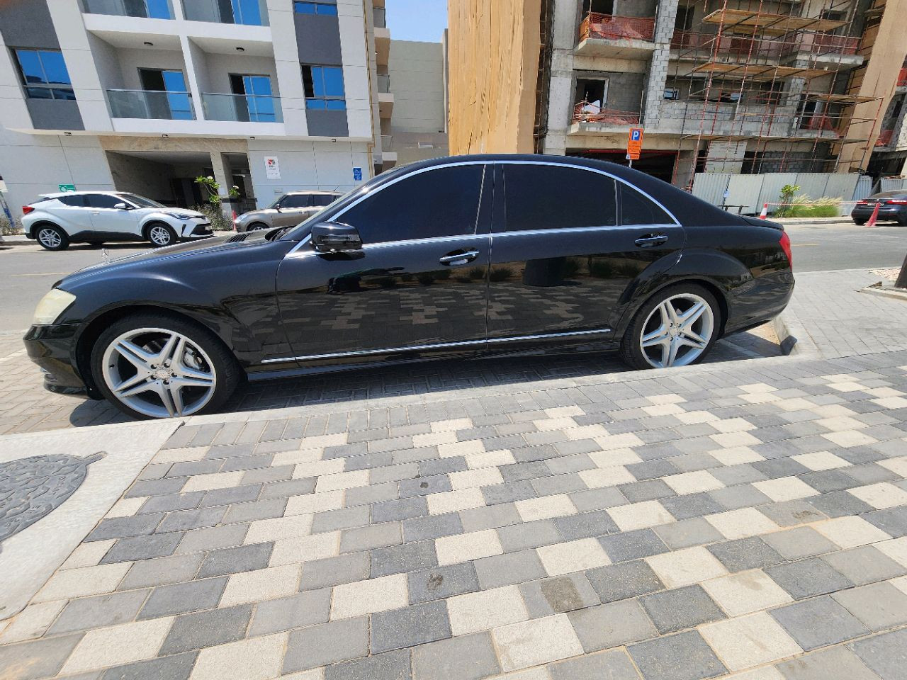 Mercedes Benz S-Class - Image 5
