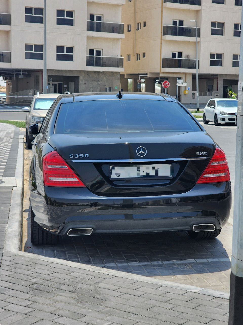 Mercedes Benz S-Class - Image 4