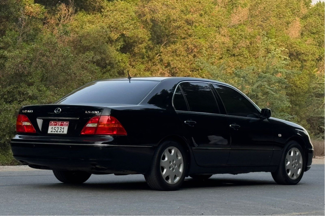 Lexus LS-Series - Image 3