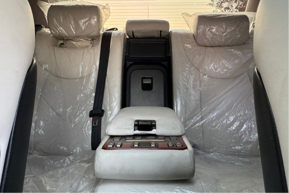 Lexus LS-Series - Image 9