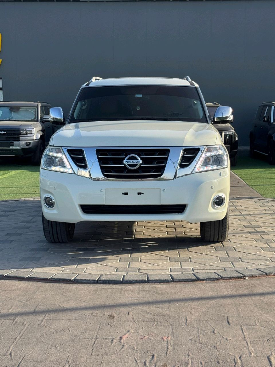 Nissan Patrol - Image 2
