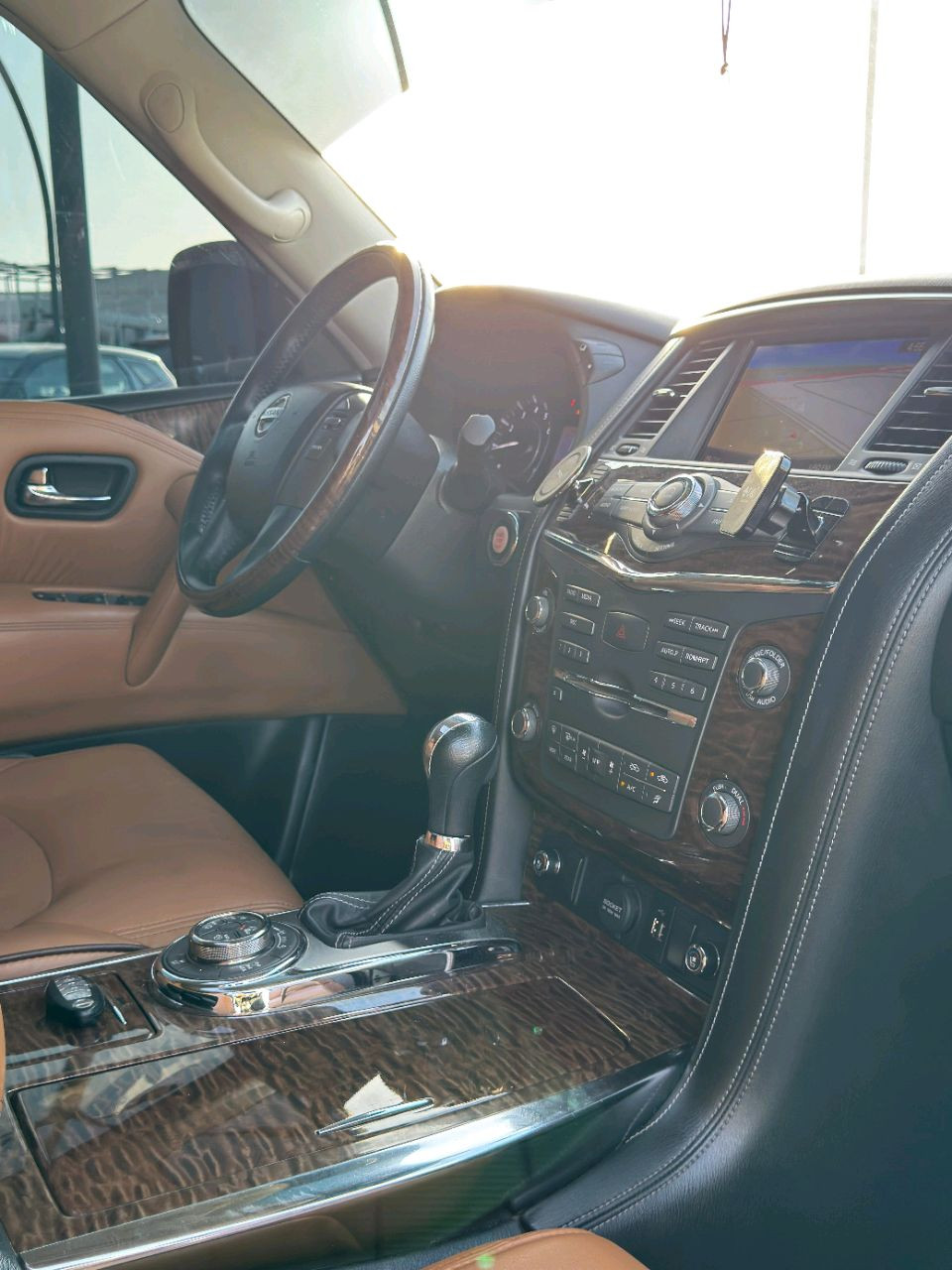 Nissan Patrol - Image 8