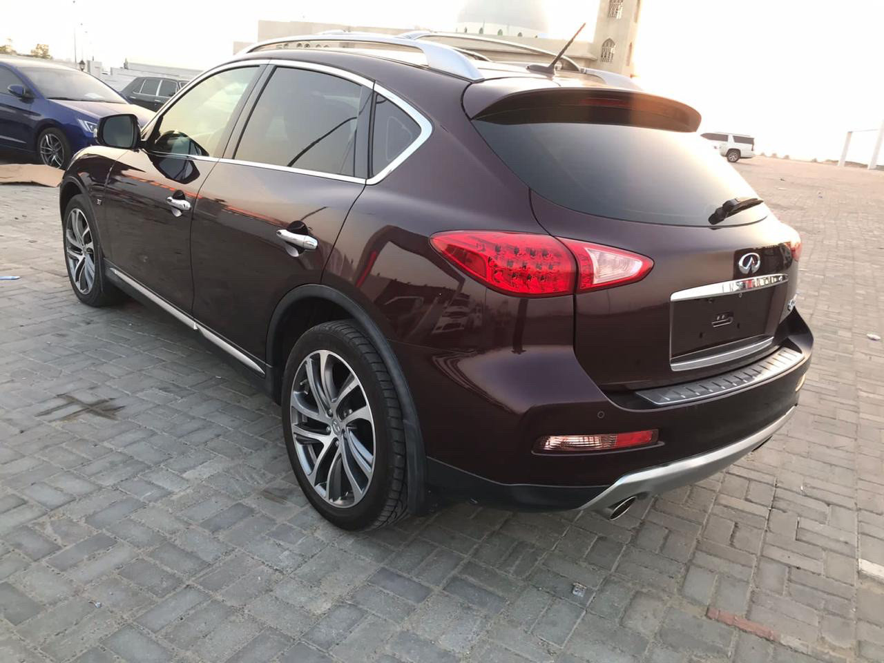 Infiniti QX50 - Image 8