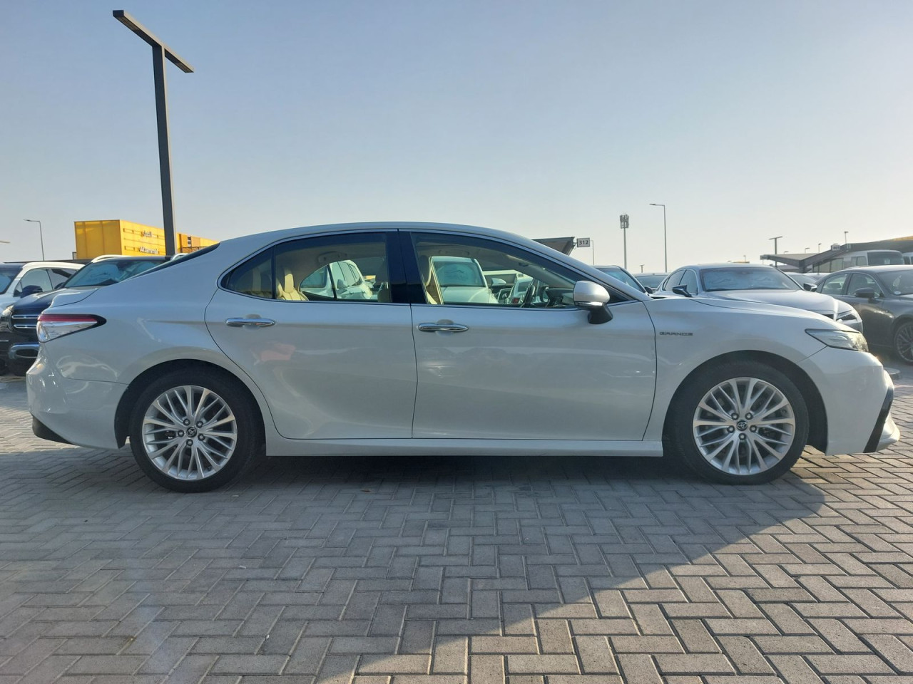 Toyota Camry - Image 5