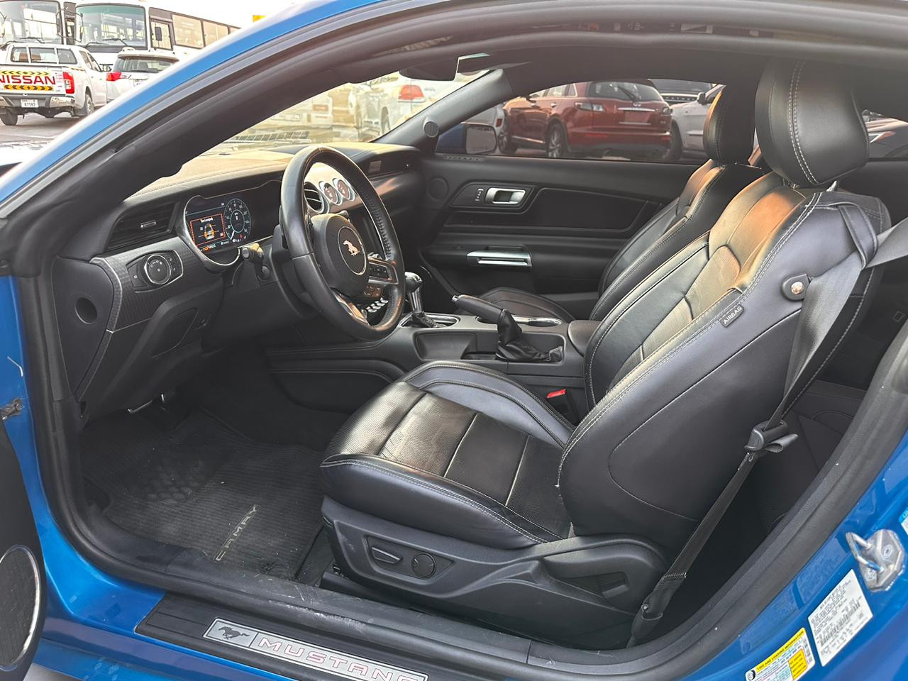 Ford Mustang - Image 10