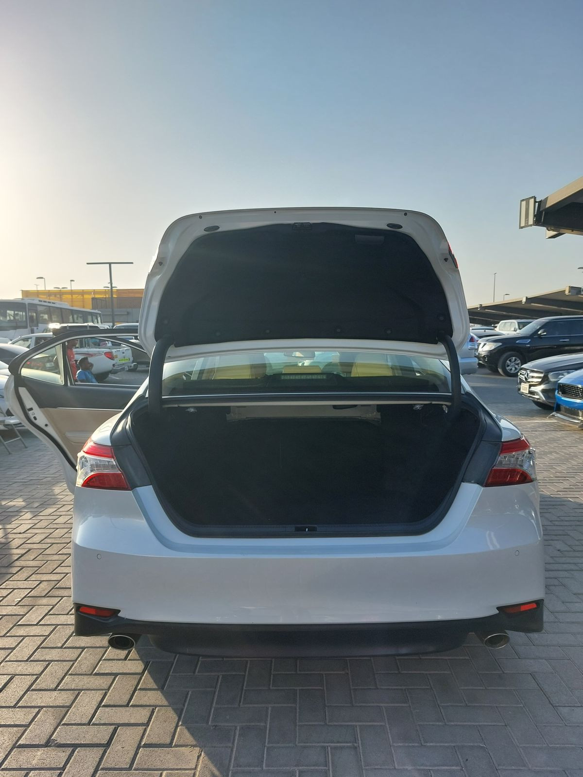 Toyota Camry - Image 7