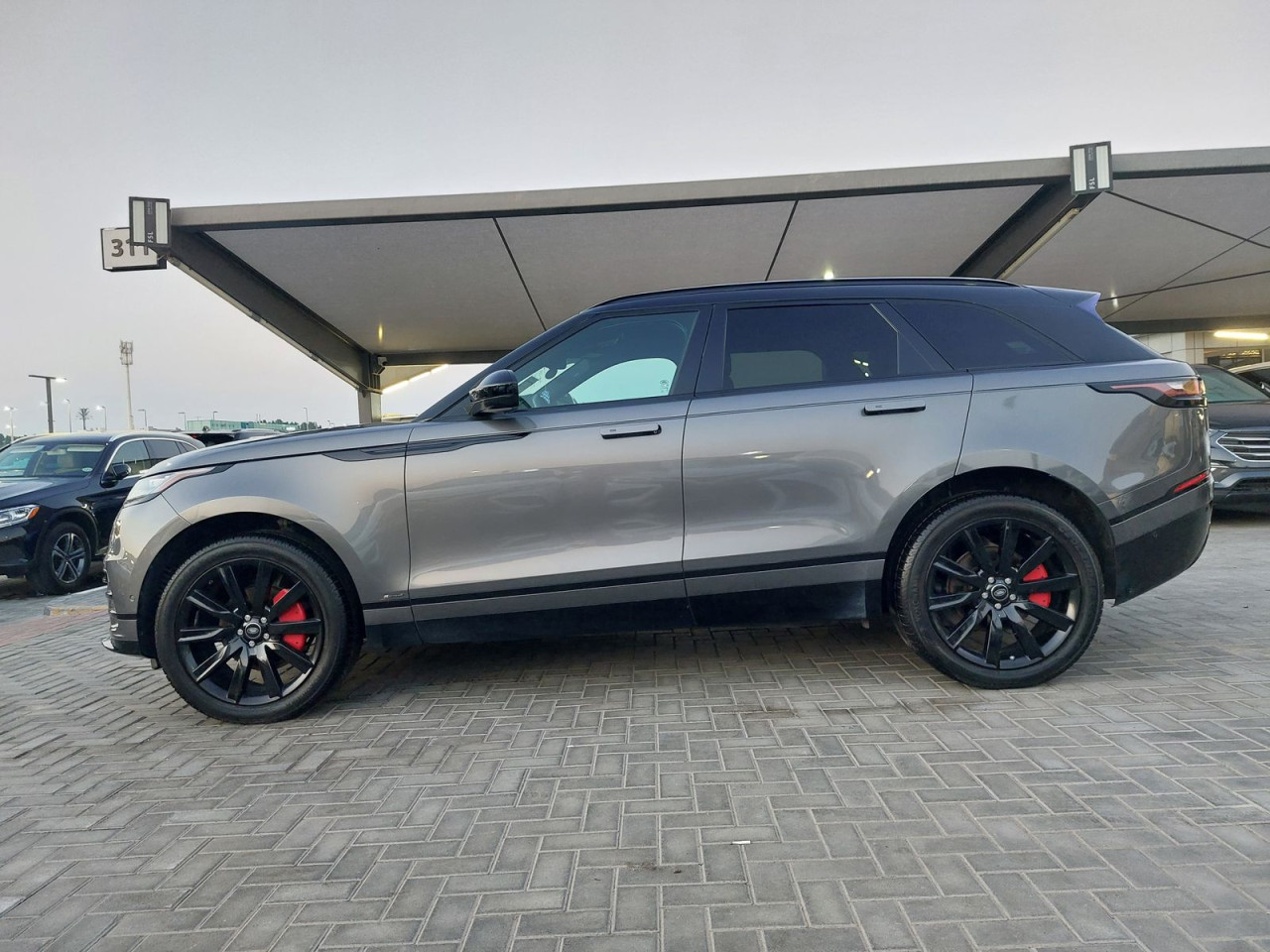 Range Rover VELAR - Image 3