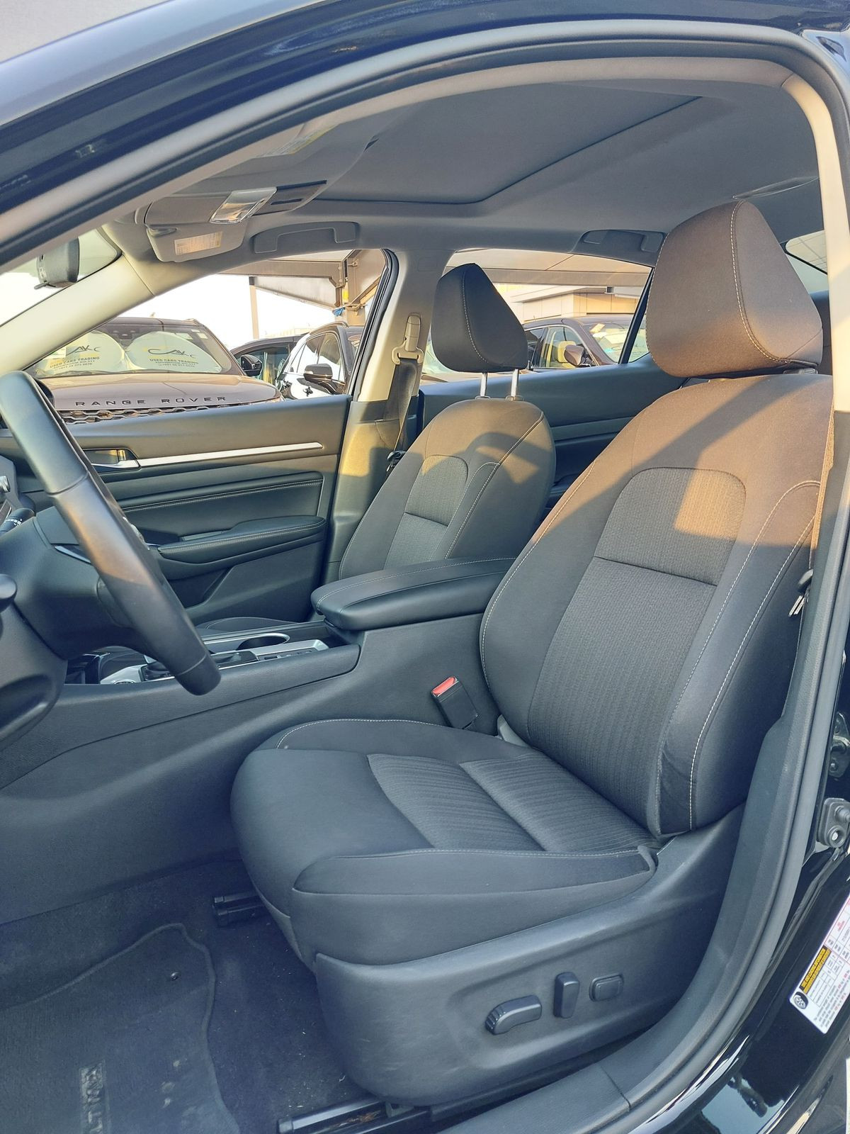 Nissan Altima - Image 7