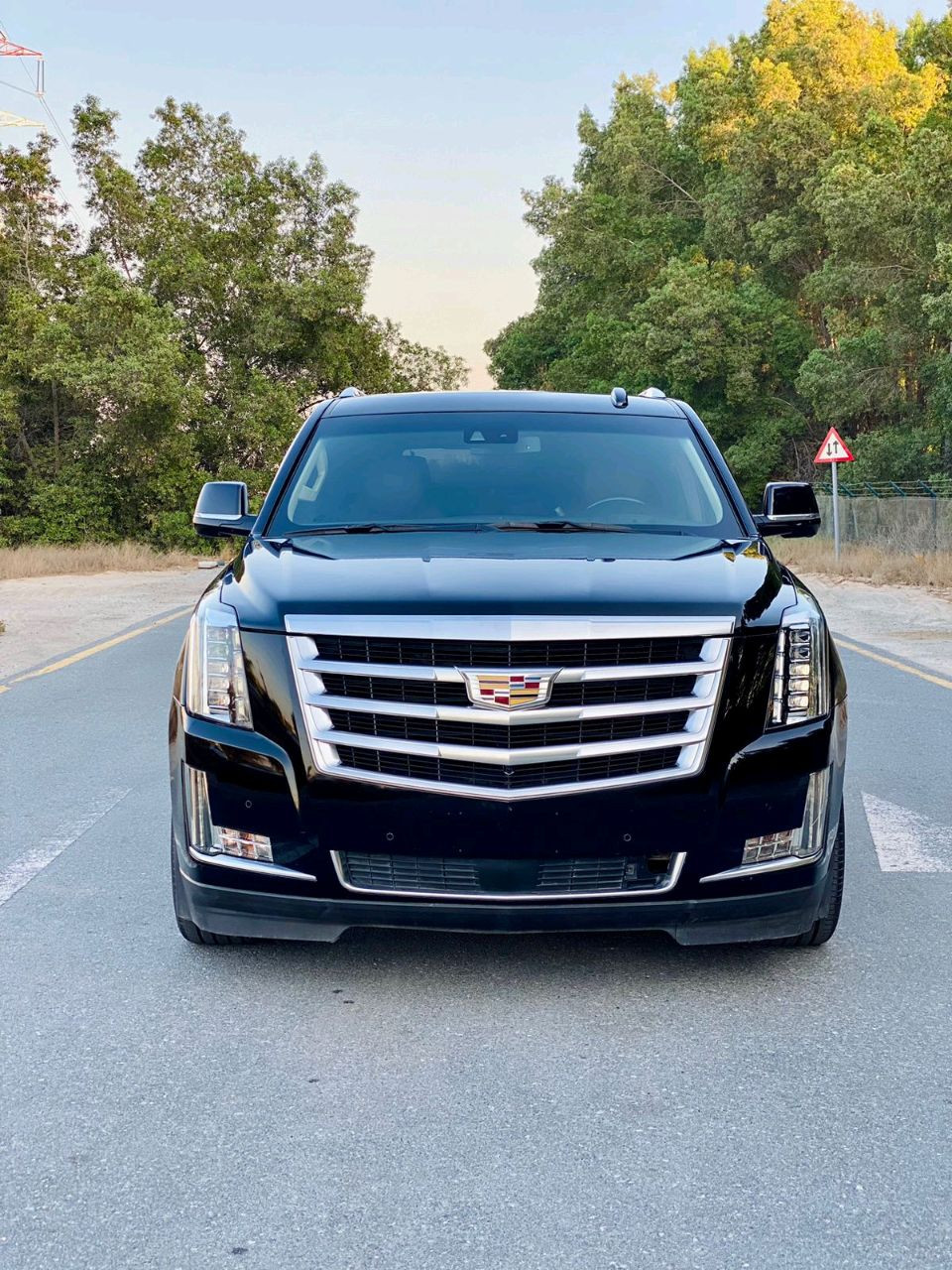 Cadillac Escalade - Image 7