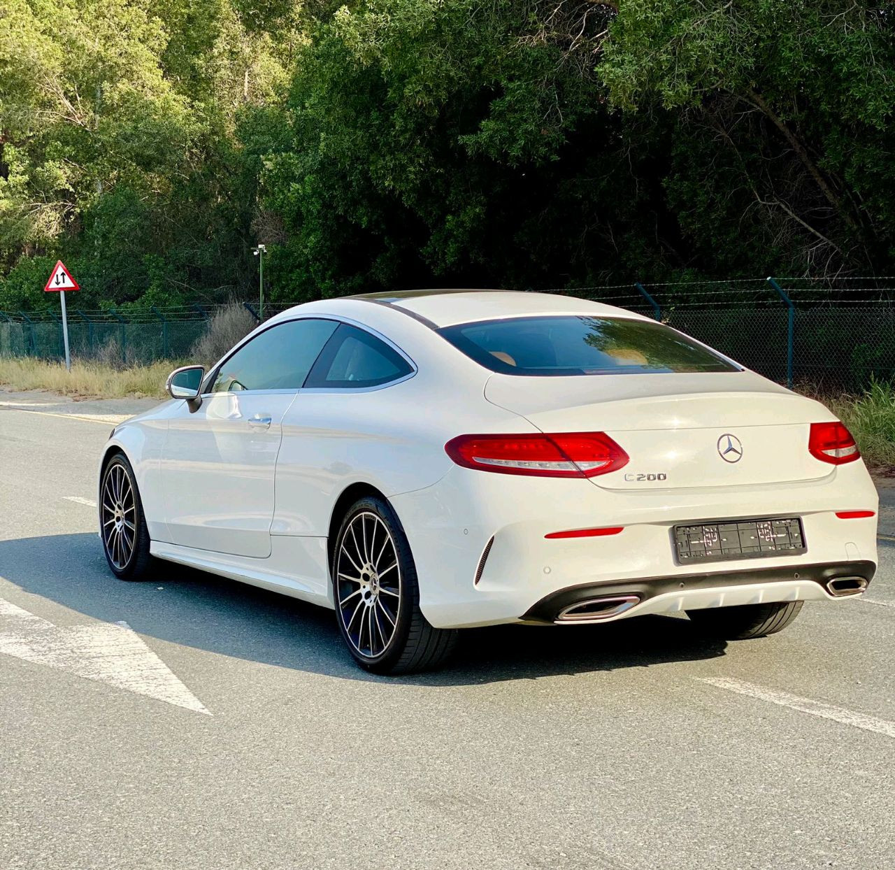 Mercedes Benz C-Class - Image 6