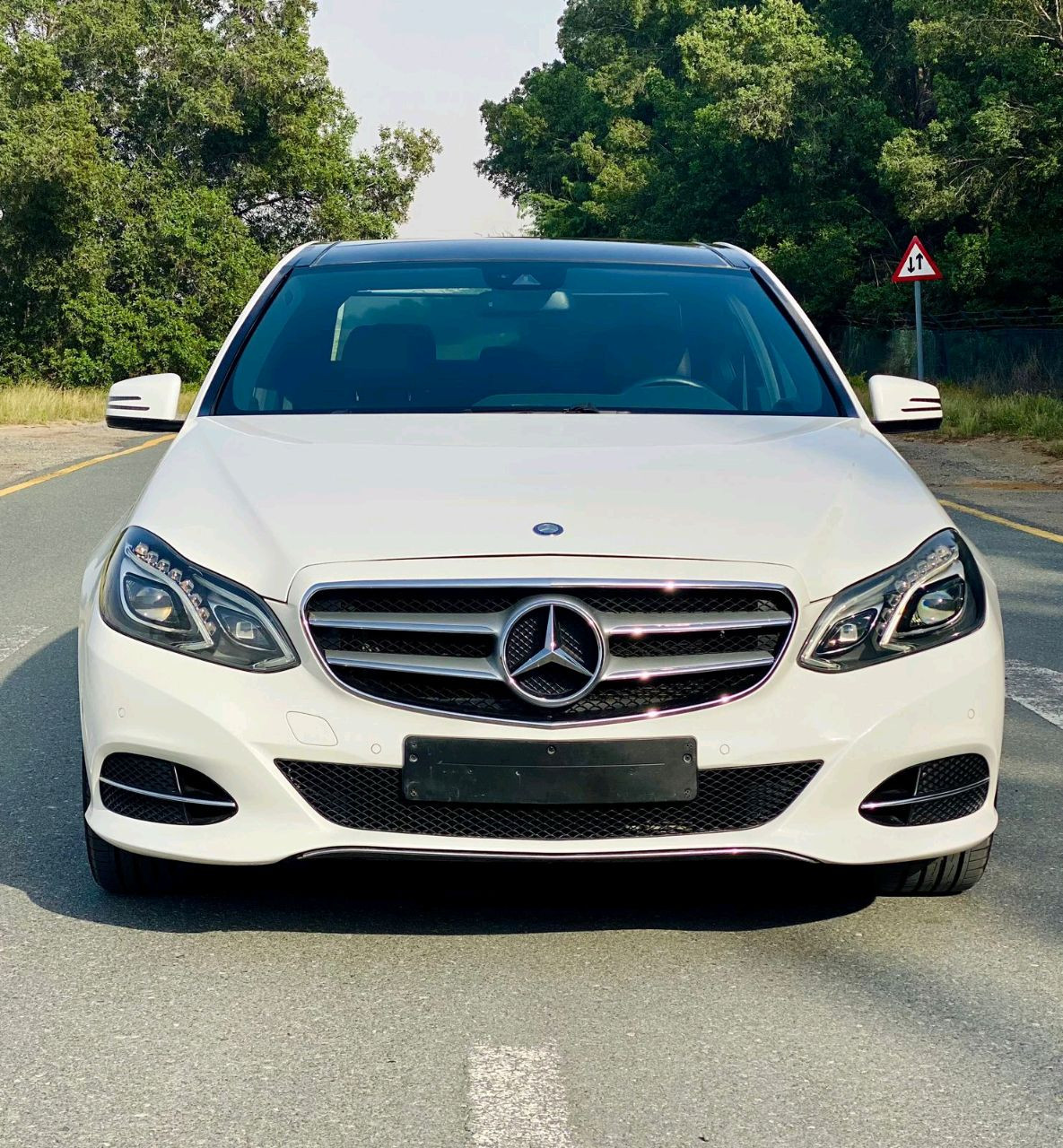 Mercedes Benz E-Class - Image 11
