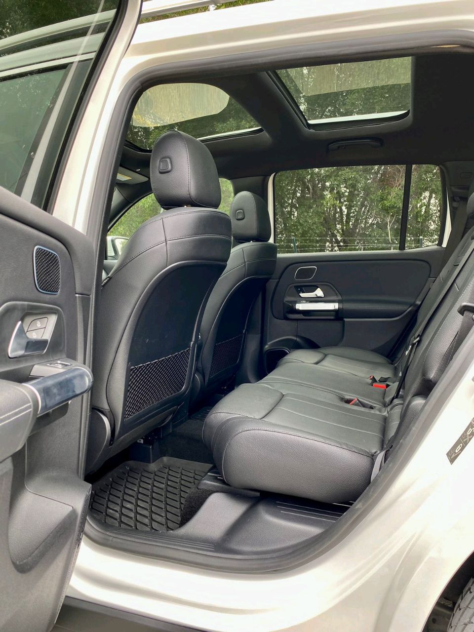 Mercedes Benz GLB - Image 9