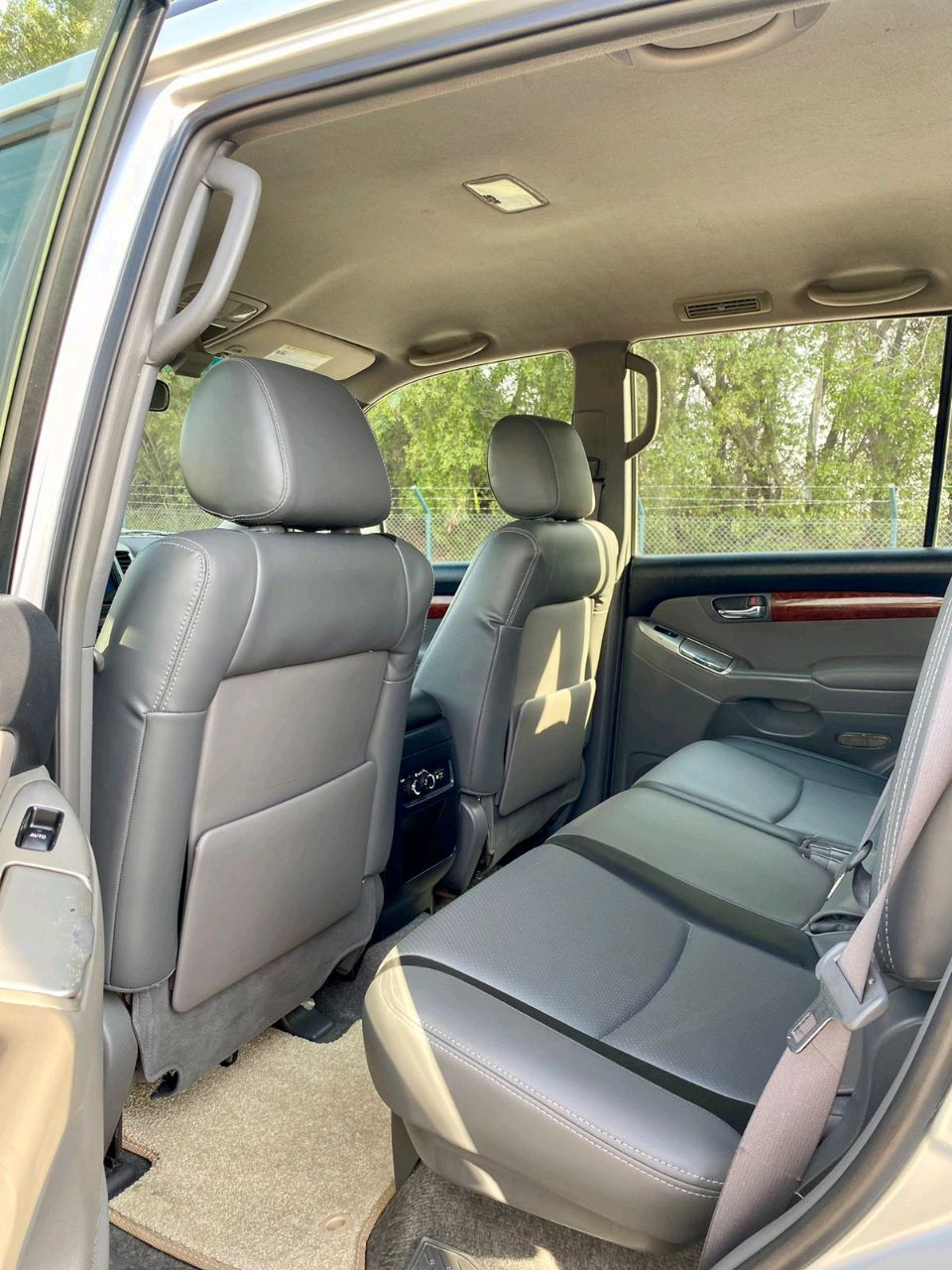 Toyota Prado - Image 12