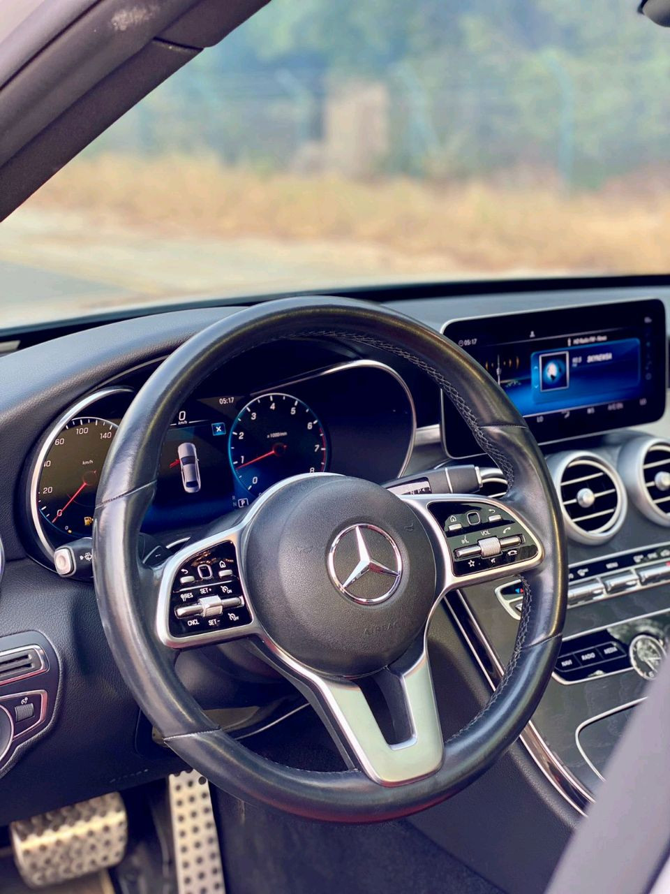 Mercedes Benz C-Class - Image 12