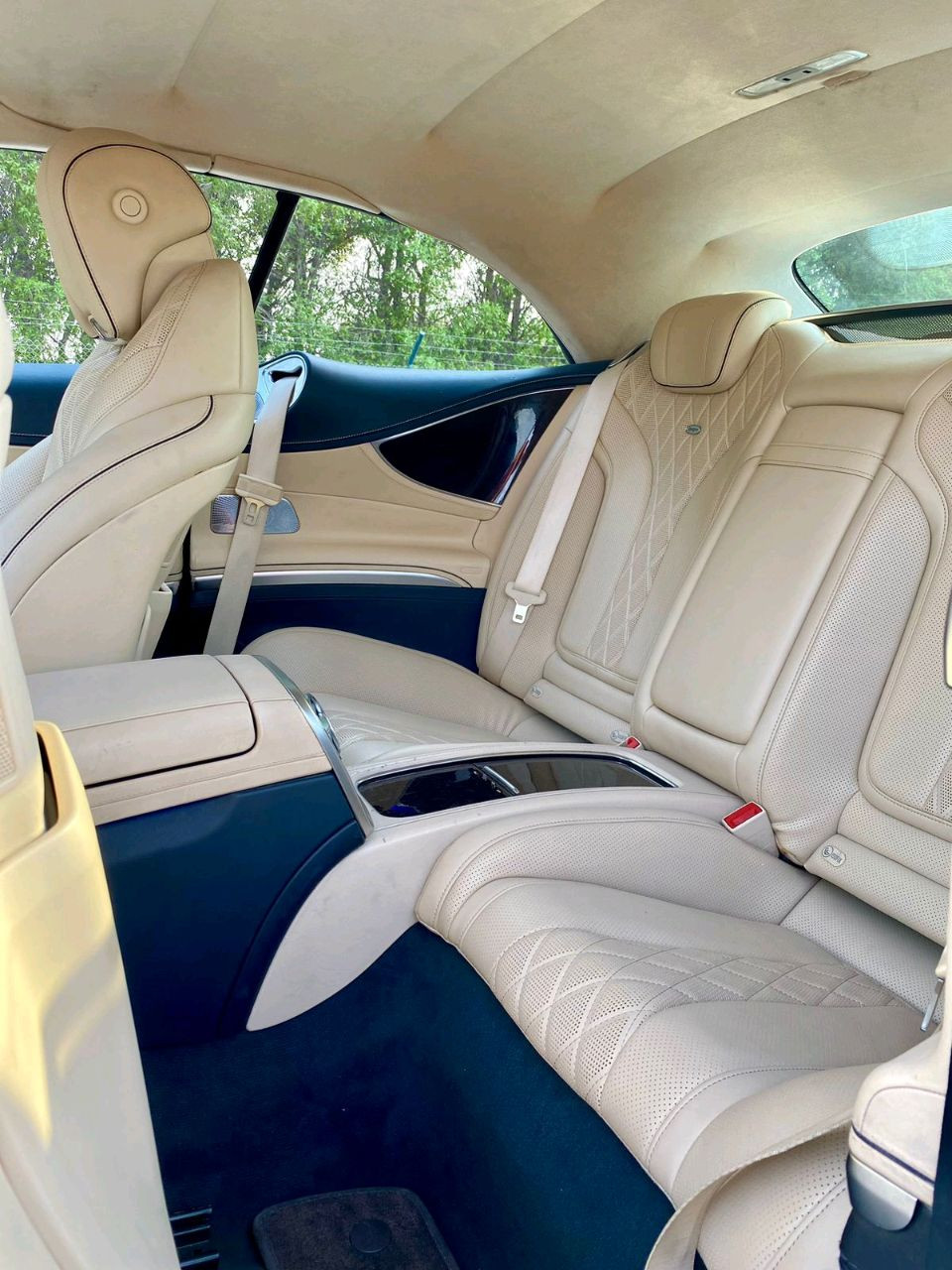 Mercedes Benz S-Class - Image 3
