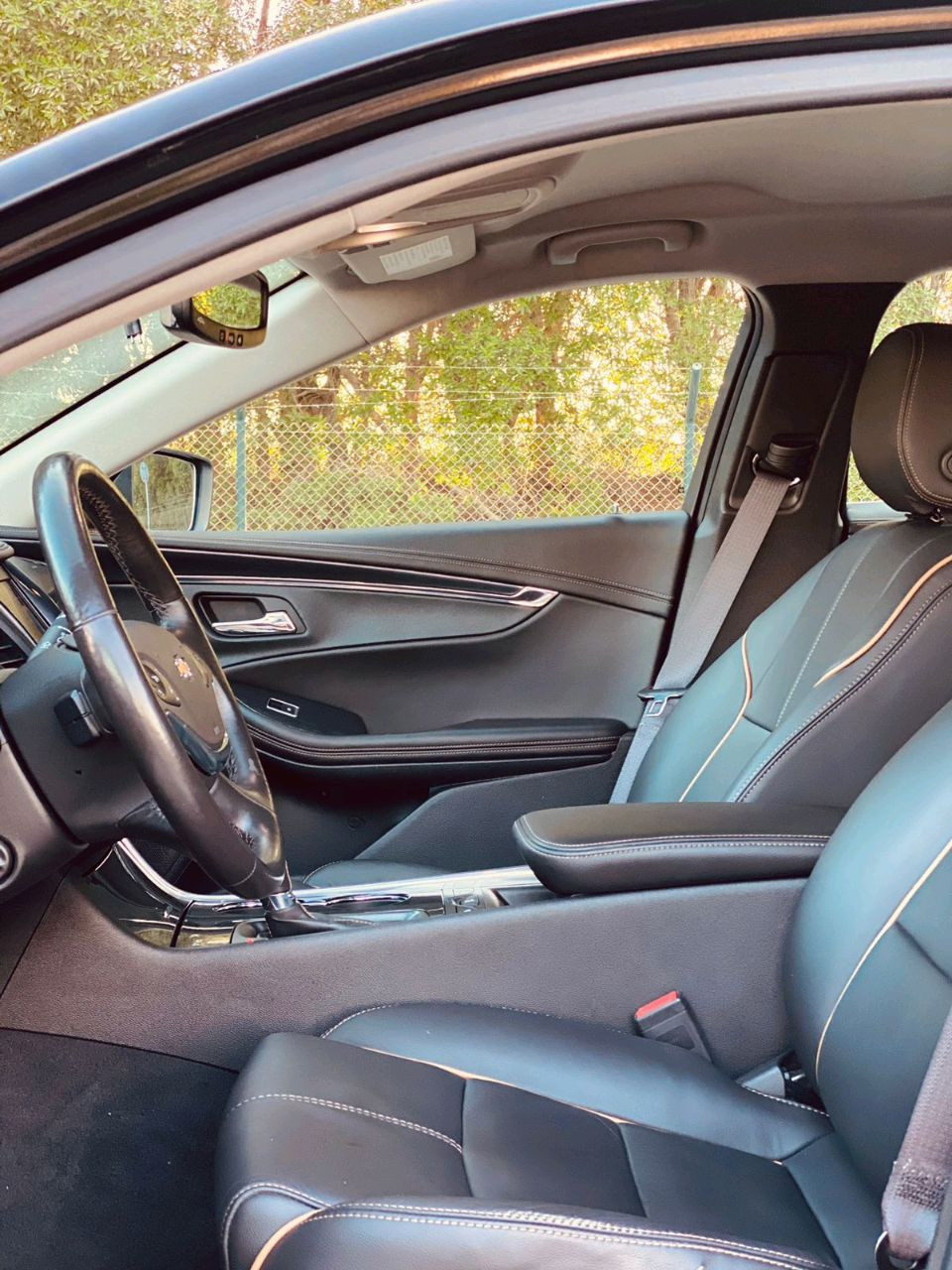 Chevrolet Impala - Image 12