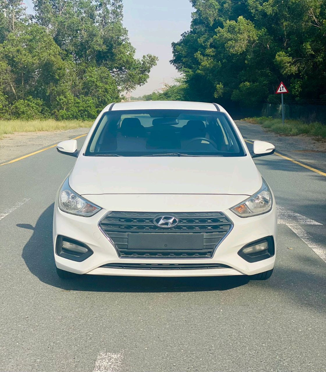 Hyundai Accent - Image 3