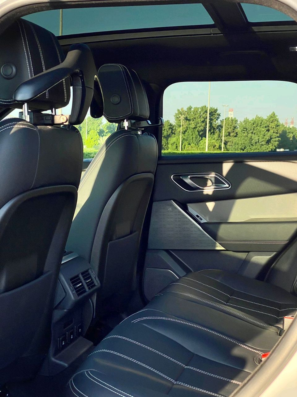 Range Rover VELAR - Image 7
