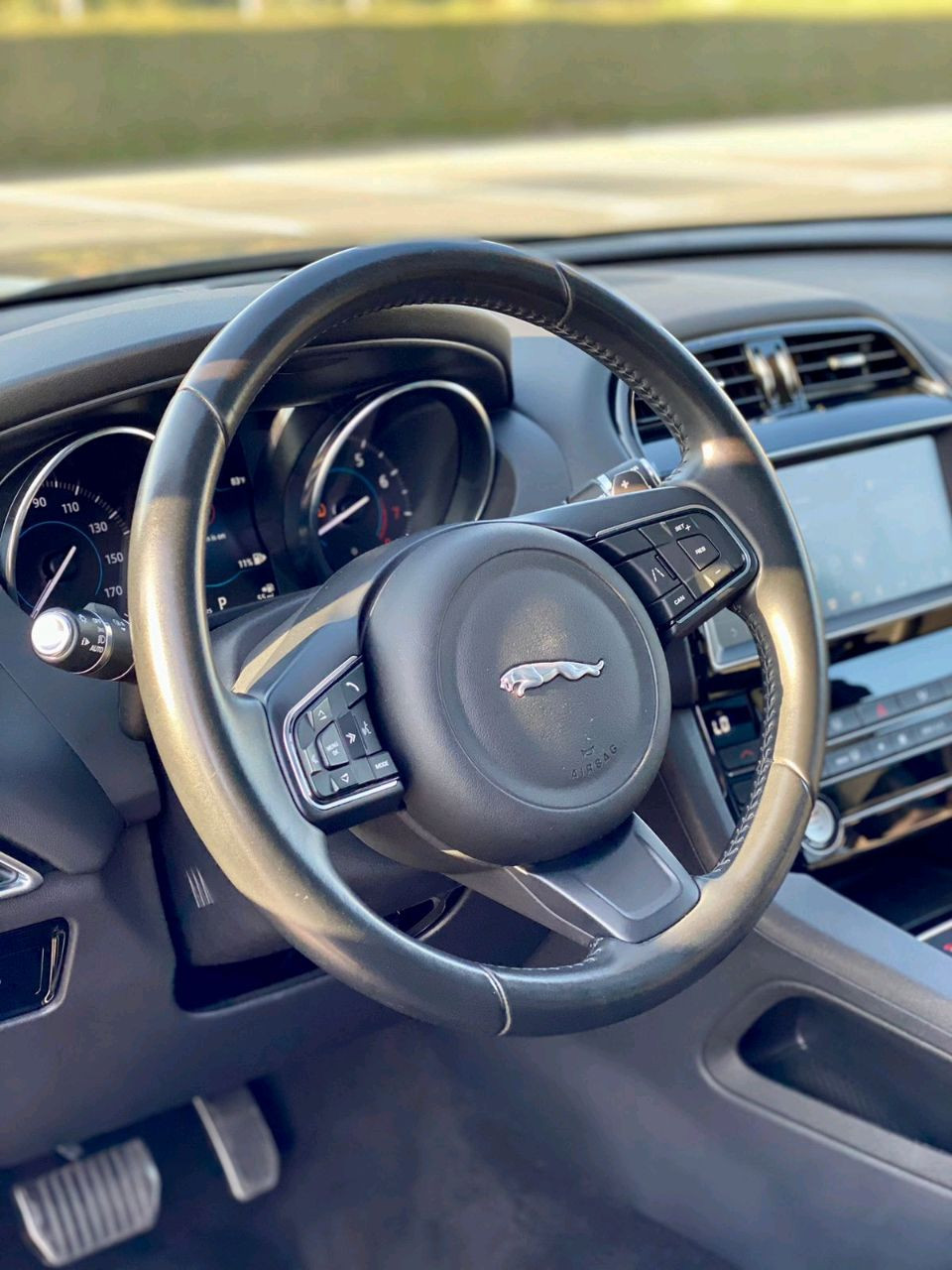 Jaguar F‑PACE - Image 6