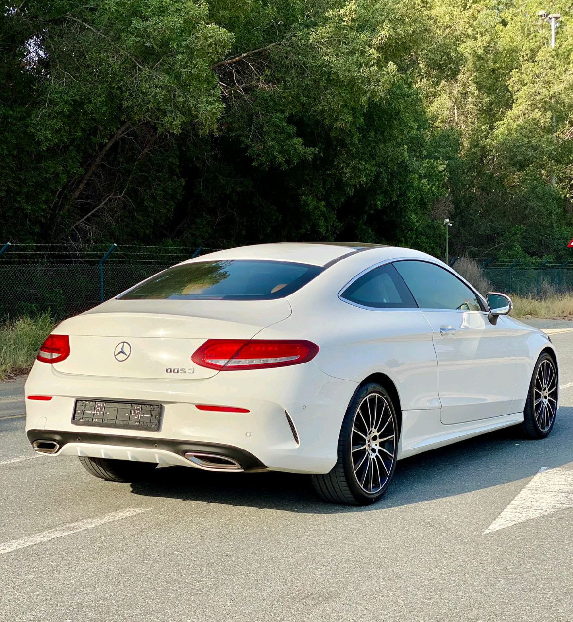 Mercedes Benz C-Class - Image 3
