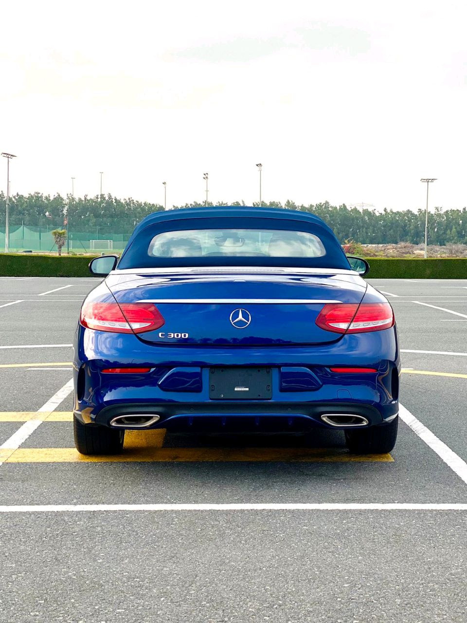 Mercedes Benz C-Class - Image 10