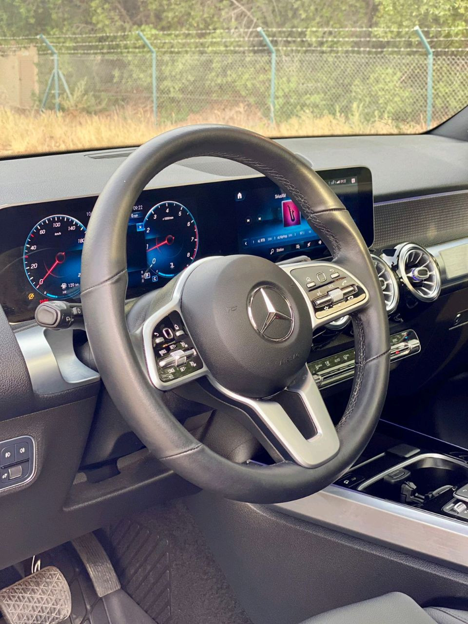 Mercedes Benz GLB - Image 12