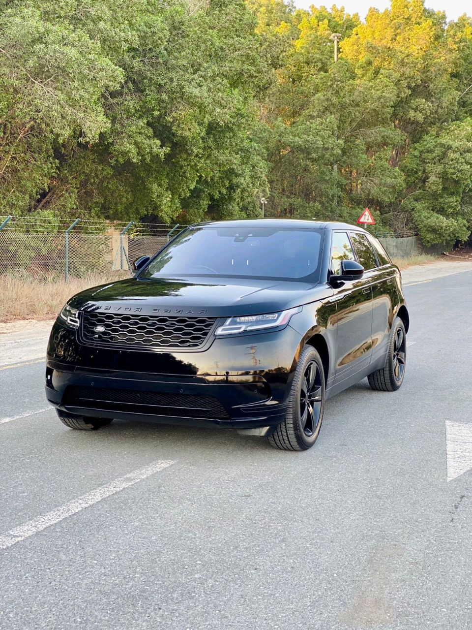 Range Rover VELAR - Image 2