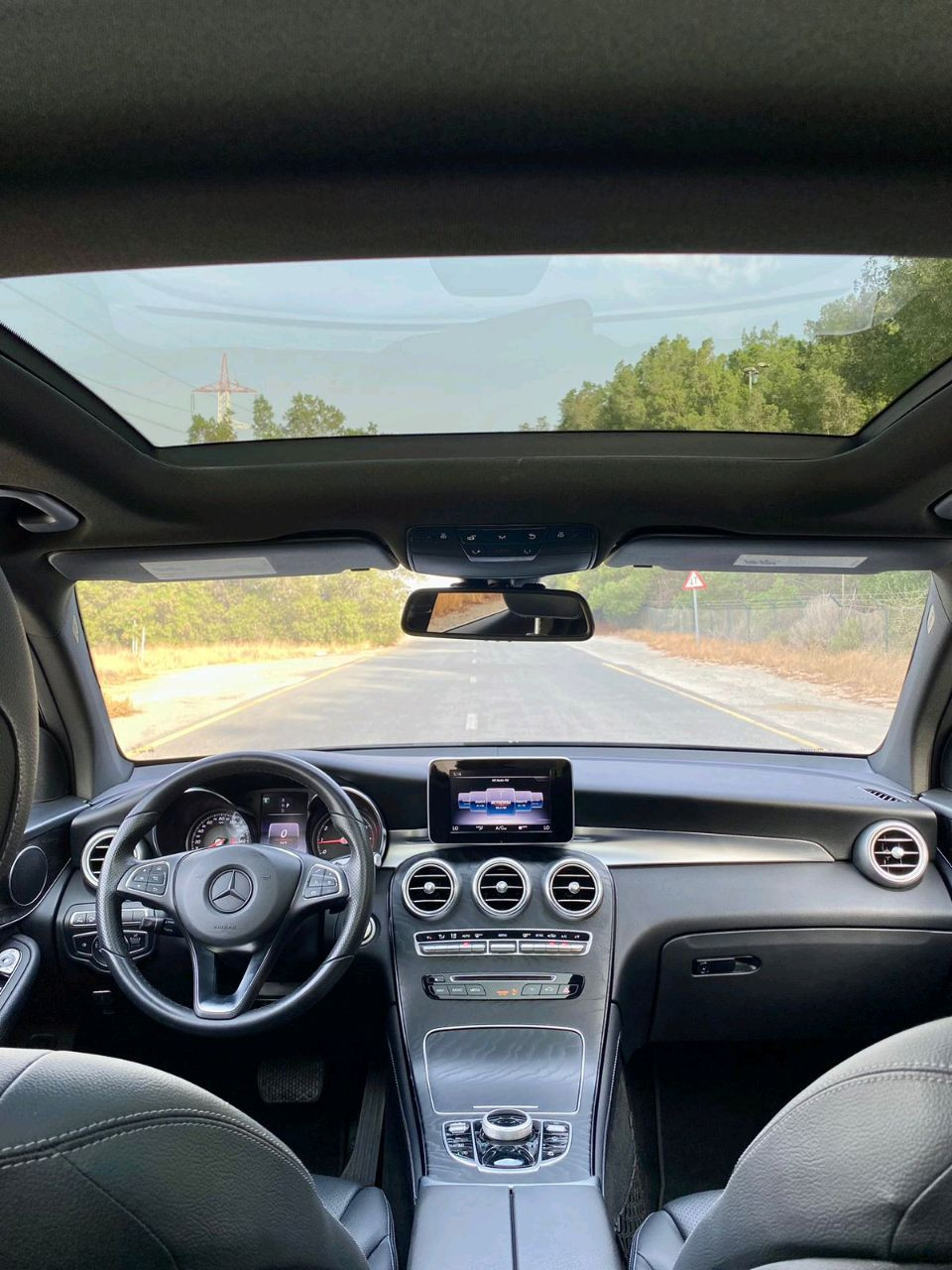 Mercedes Benz GLC - Image 4