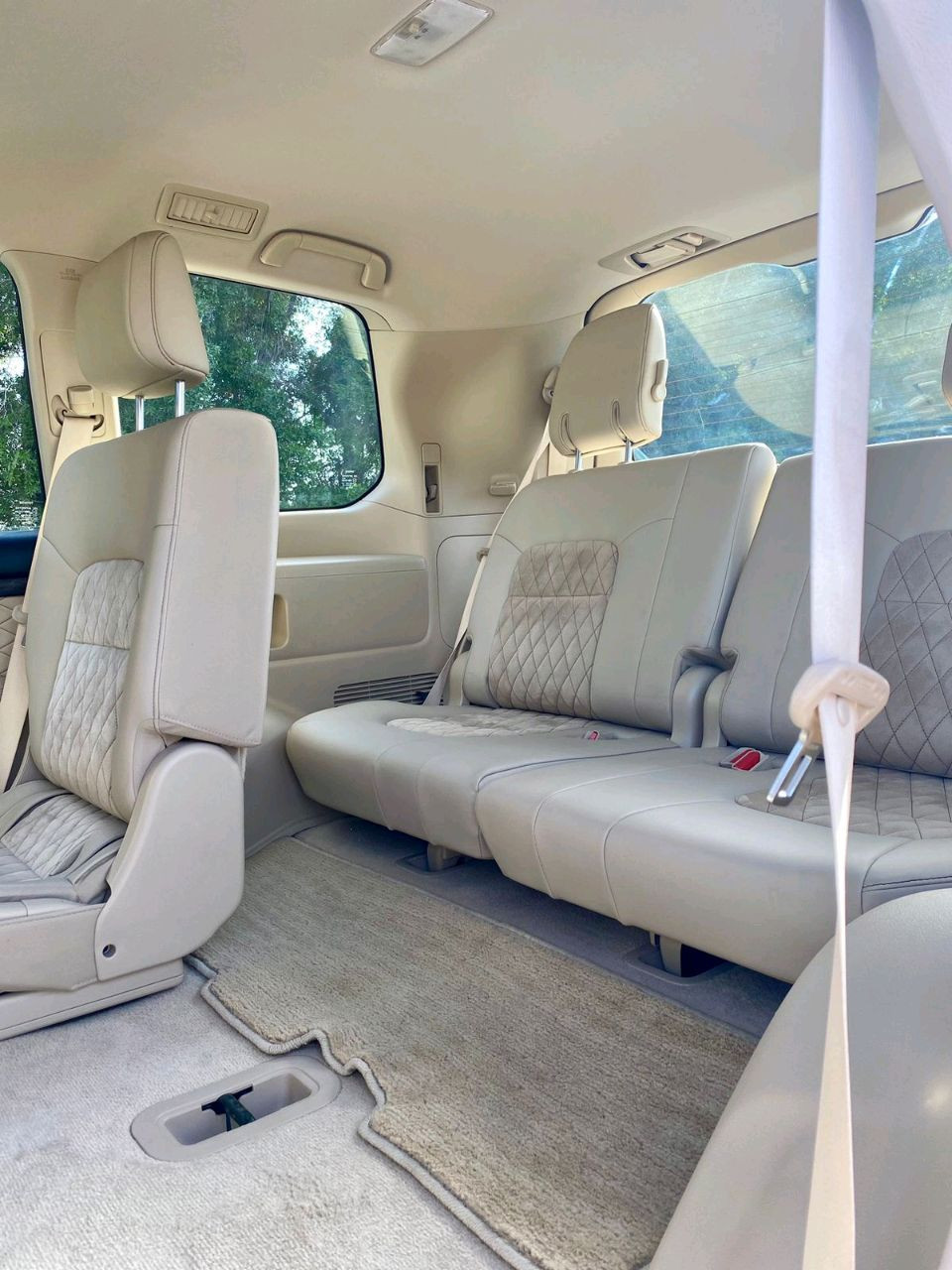 Toyota Land Cruiser - Image 7