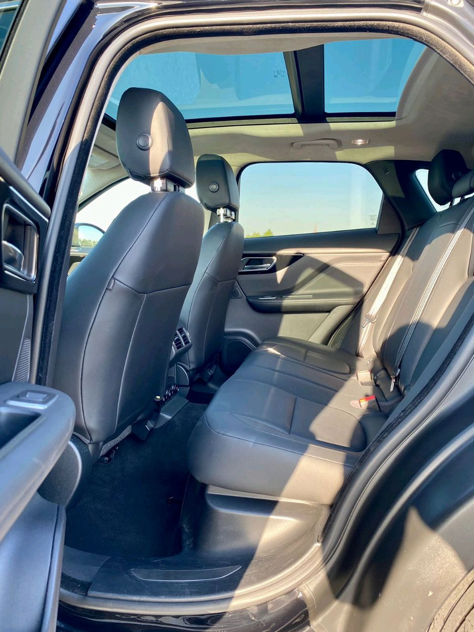 Jaguar F‑PACE - Image 10