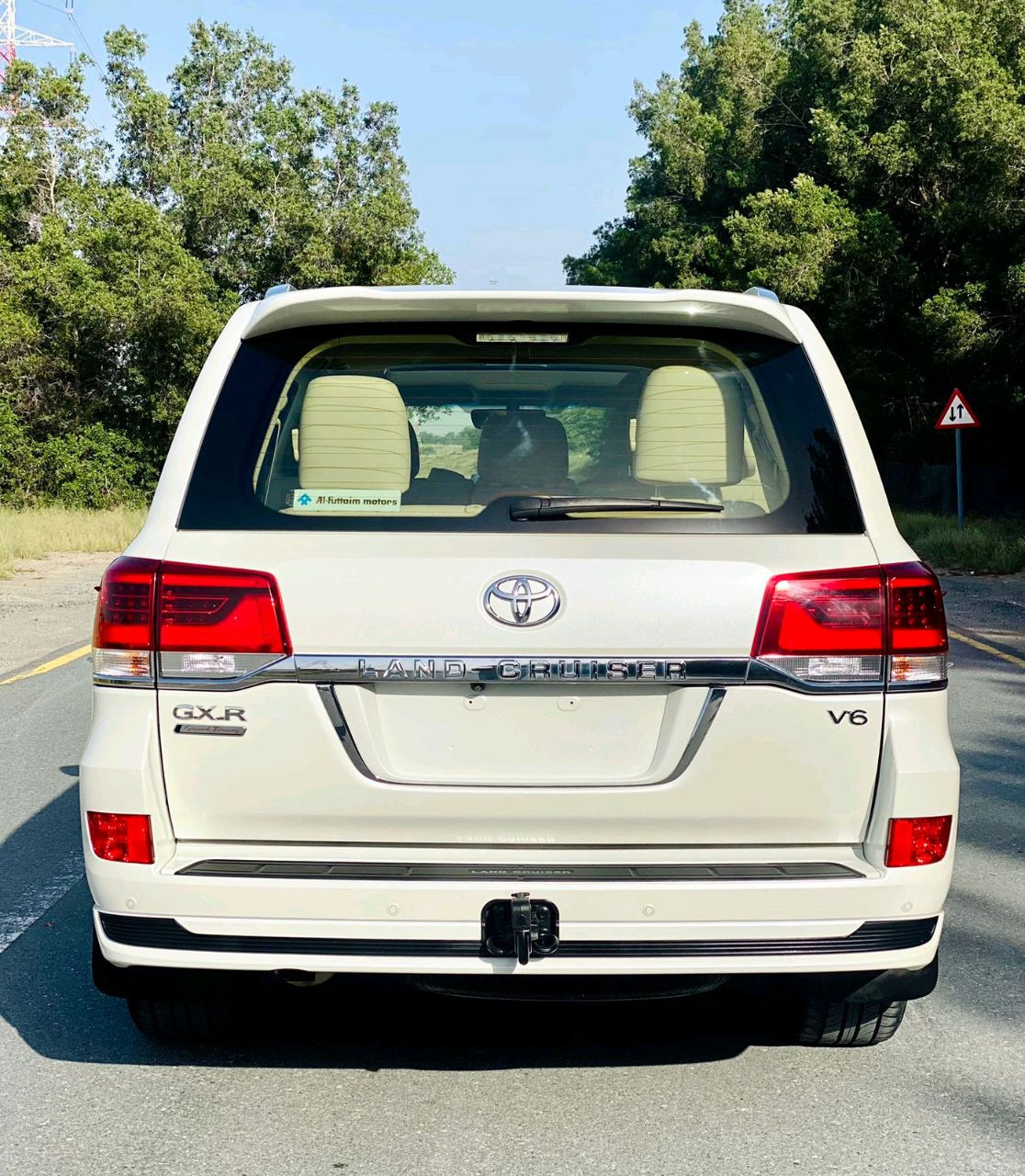 Toyota Land Cruiser - Image 6