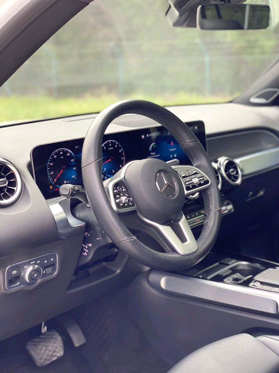 Mercedes Benz GLB - Image 12