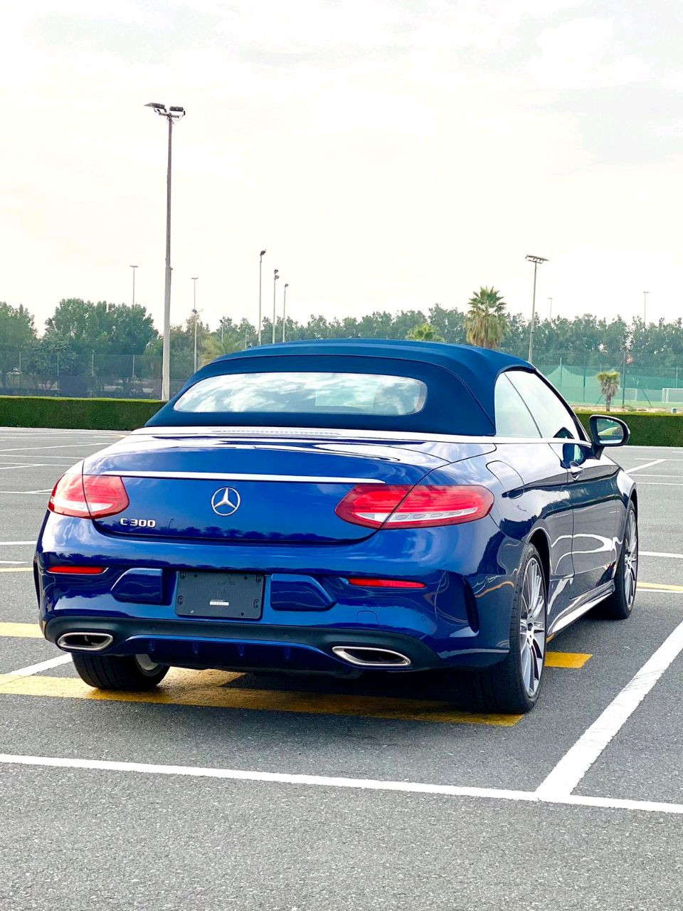 Mercedes Benz C-Class - Image 8